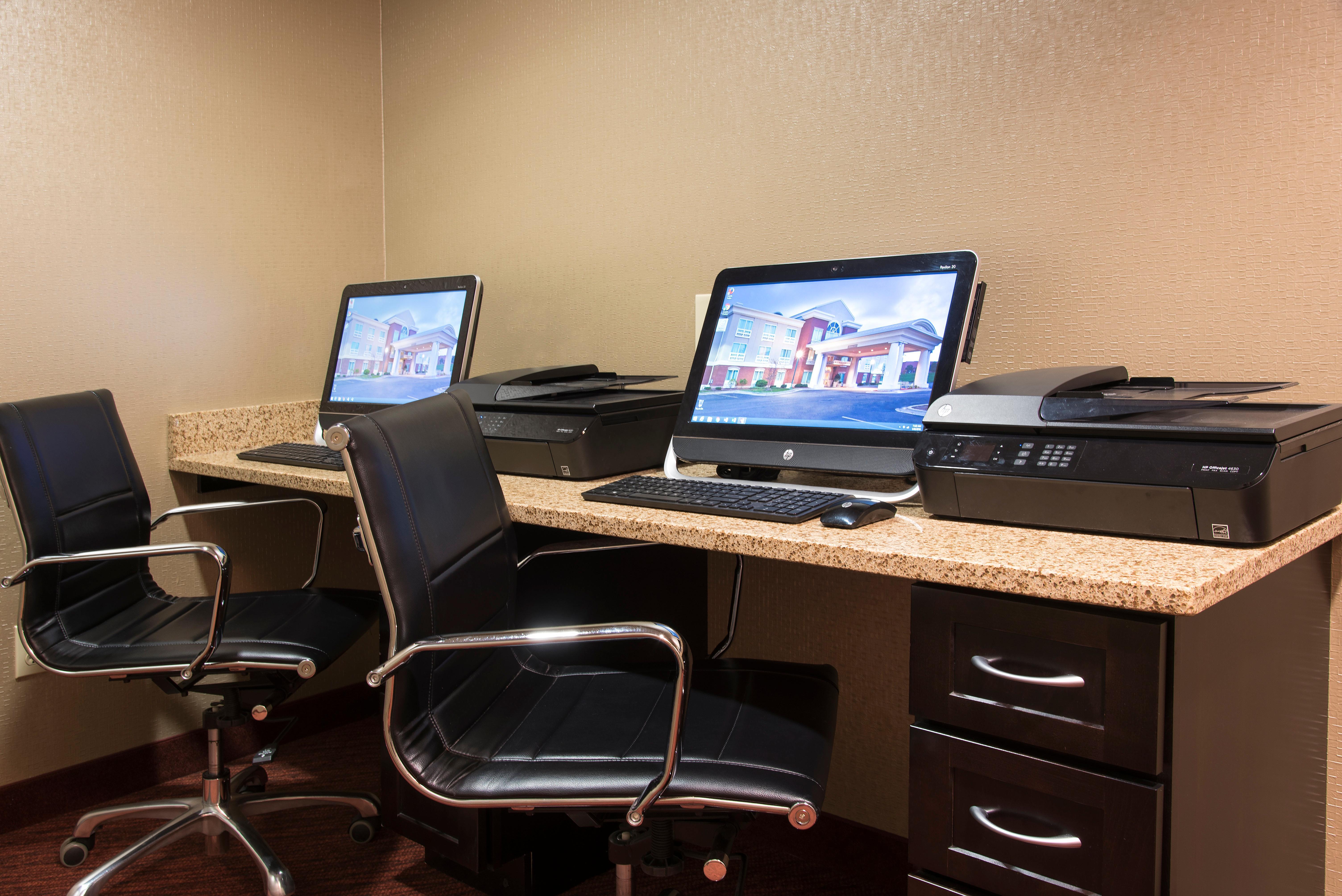 Holiday Inn Express Hotel & Suites Grand Rapids-North By Ihg Walker Екстер'єр фото