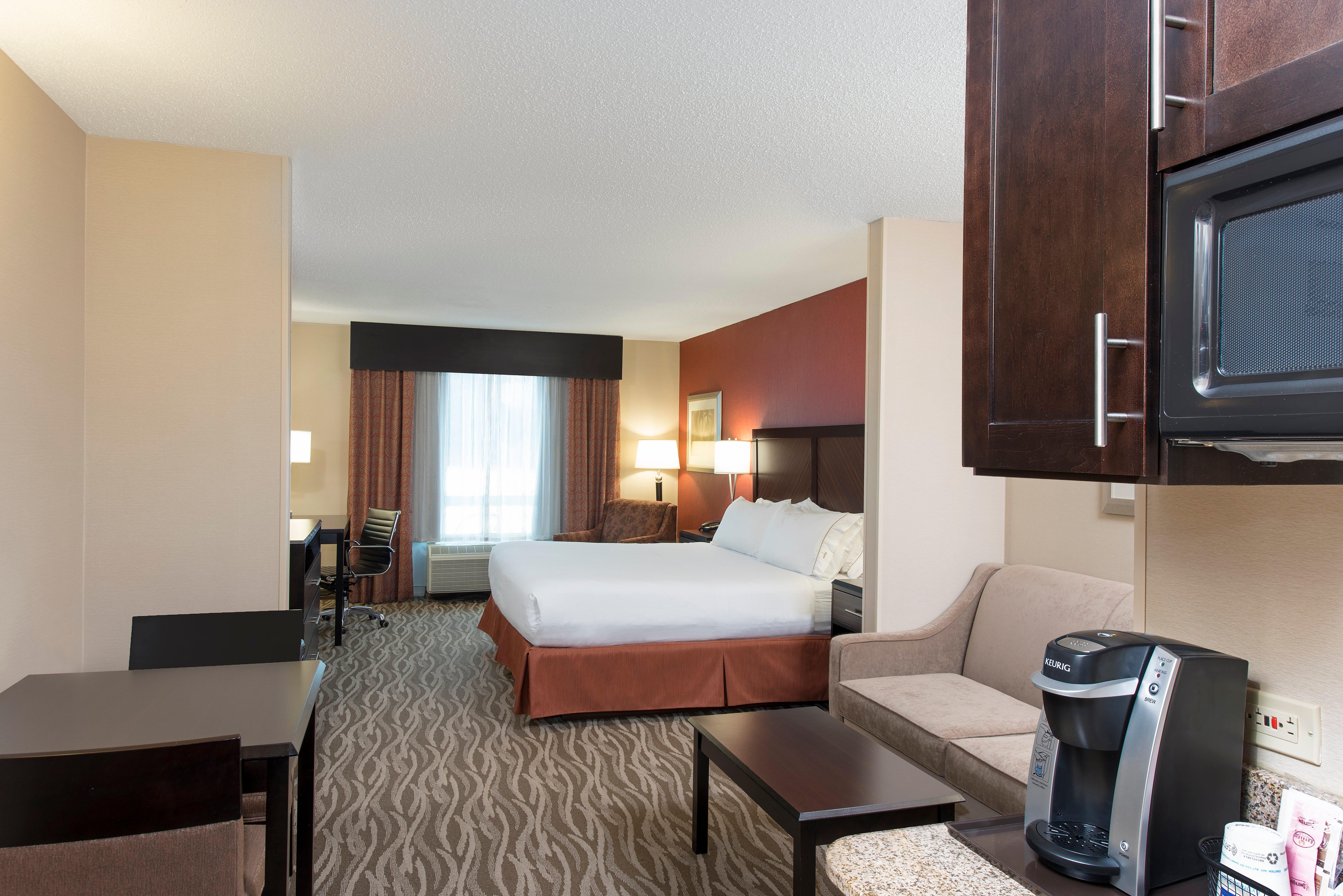 Holiday Inn Express Hotel & Suites Grand Rapids-North By Ihg Walker Екстер'єр фото