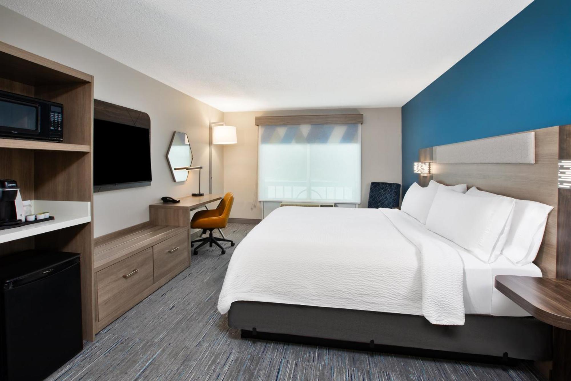 Holiday Inn Express Hotel & Suites Grand Rapids-North By Ihg Walker Екстер'єр фото