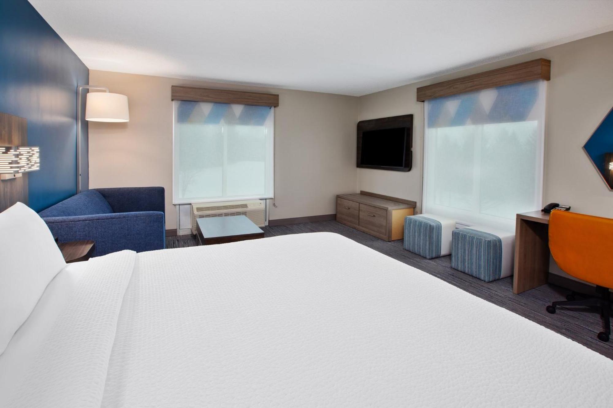Holiday Inn Express Hotel & Suites Grand Rapids-North By Ihg Walker Екстер'єр фото